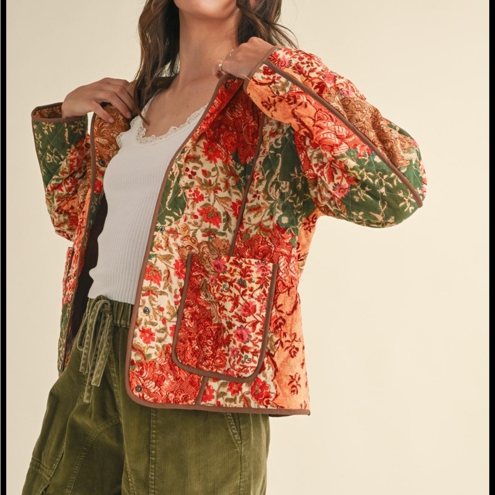 Fall Inspiration Patchwork Quilted Jacket NWT - image 4